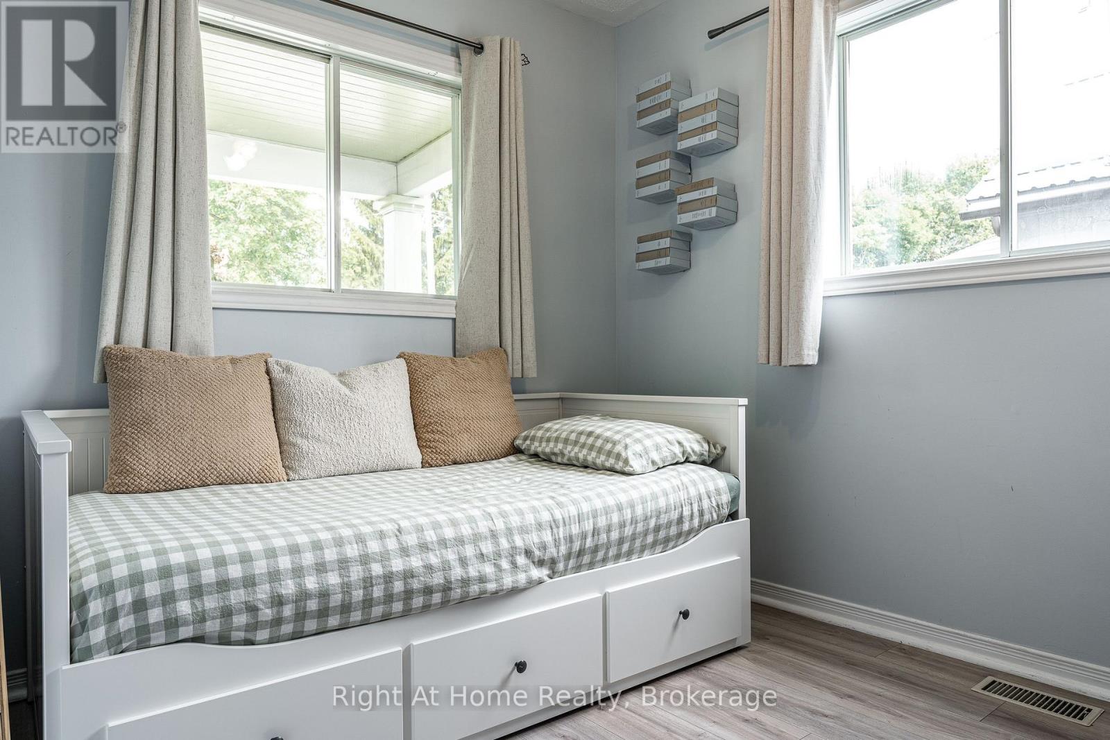 217 West Gore Street, Stratford, Ontario  N5A 1K7 - Photo 21 - X13666672