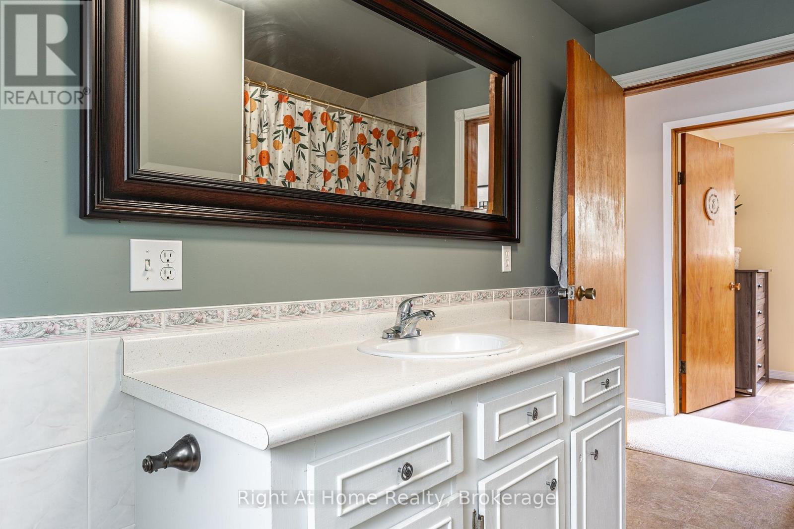 217 West Gore Street, Stratford, Ontario  N5A 1K7 - Photo 31 - X13666672