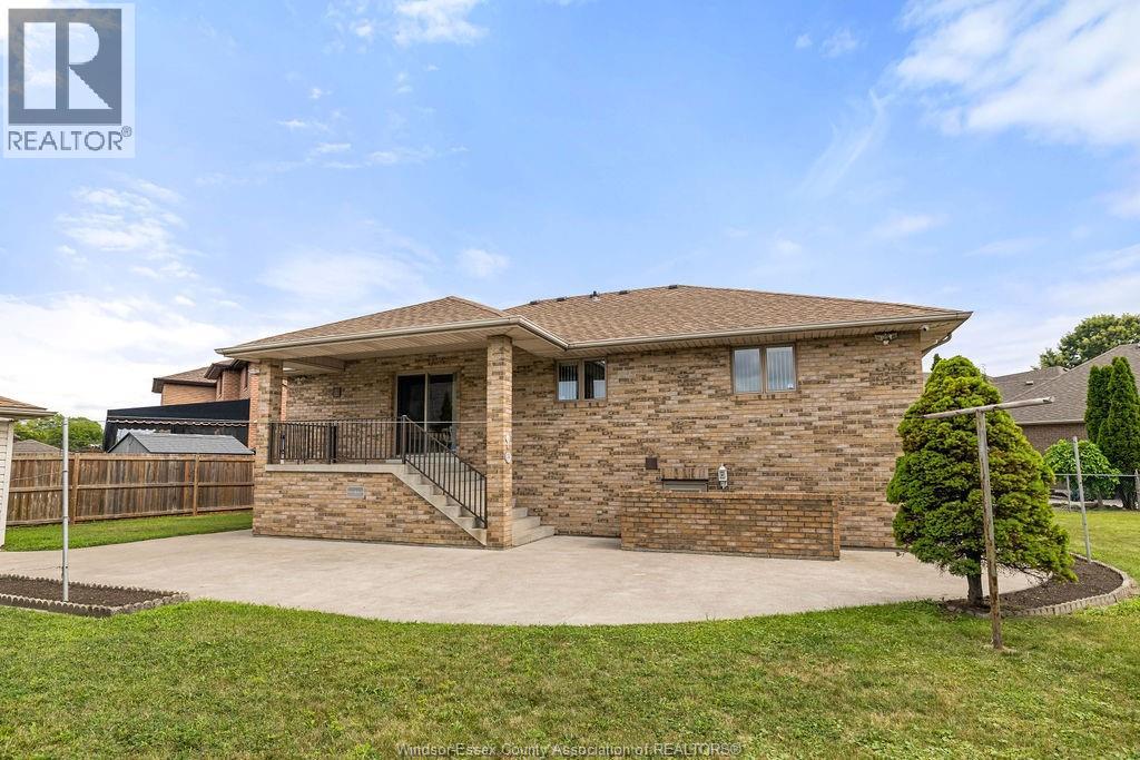 2672 Fleming Court, Windsor, Ontario  N9E 4P1 - Photo 37 - 26019620