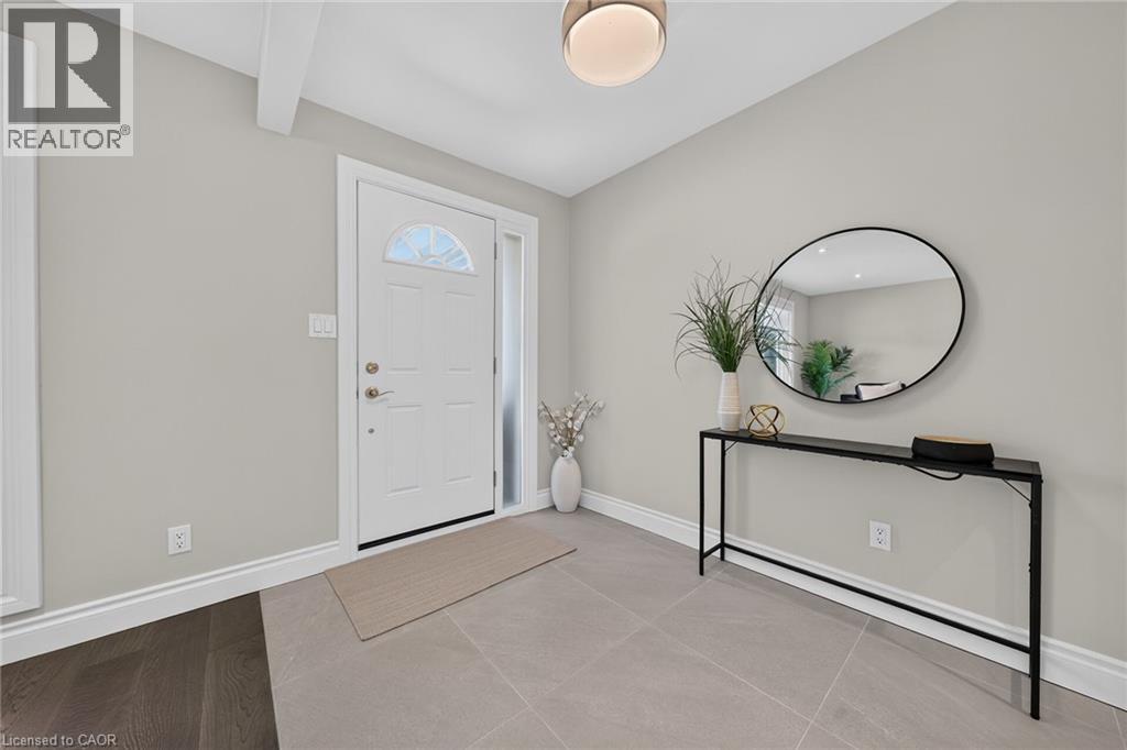 10 Glen Cannon Drive, Stoney Creek, Ontario  L8G 2Z7 - Photo 7 - 40854694