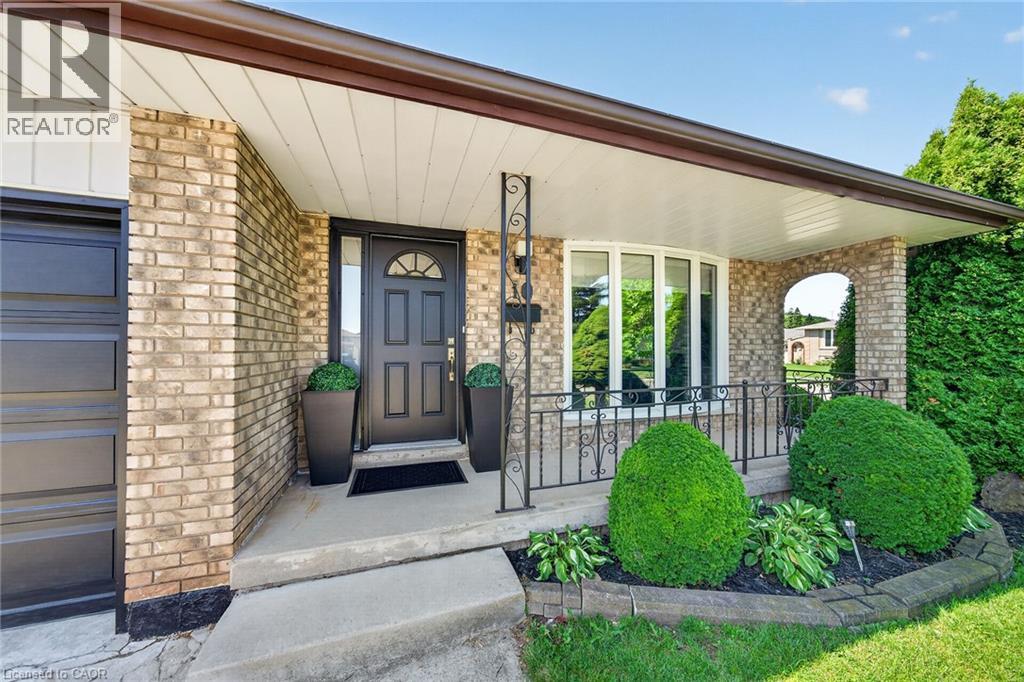 10 Glen Cannon Drive, Stoney Creek, Ontario  L8G 2Z7 - Photo 6 - 40854694