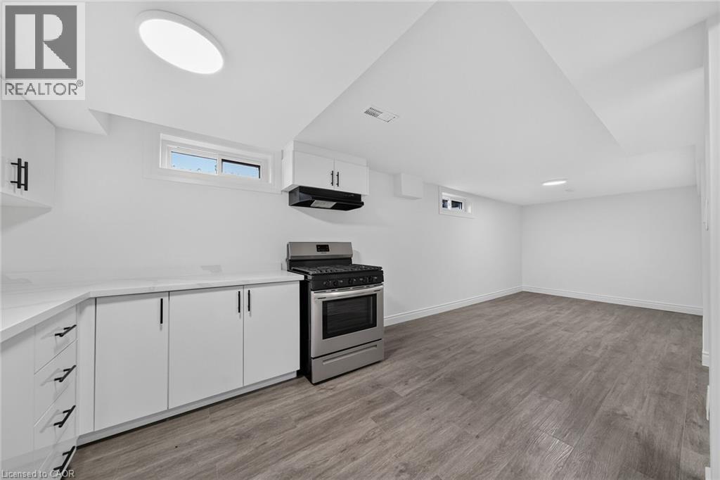 10 Glen Cannon Drive, Stoney Creek, Ontario  L8G 2Z7 - Photo 47 - 40854694