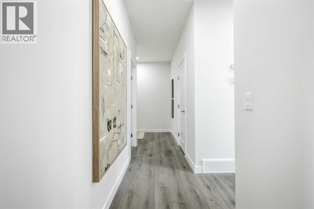 389 Sora Park SE, Calgary, Alberta  T3S 0V3 - Photo 4 - A2316236