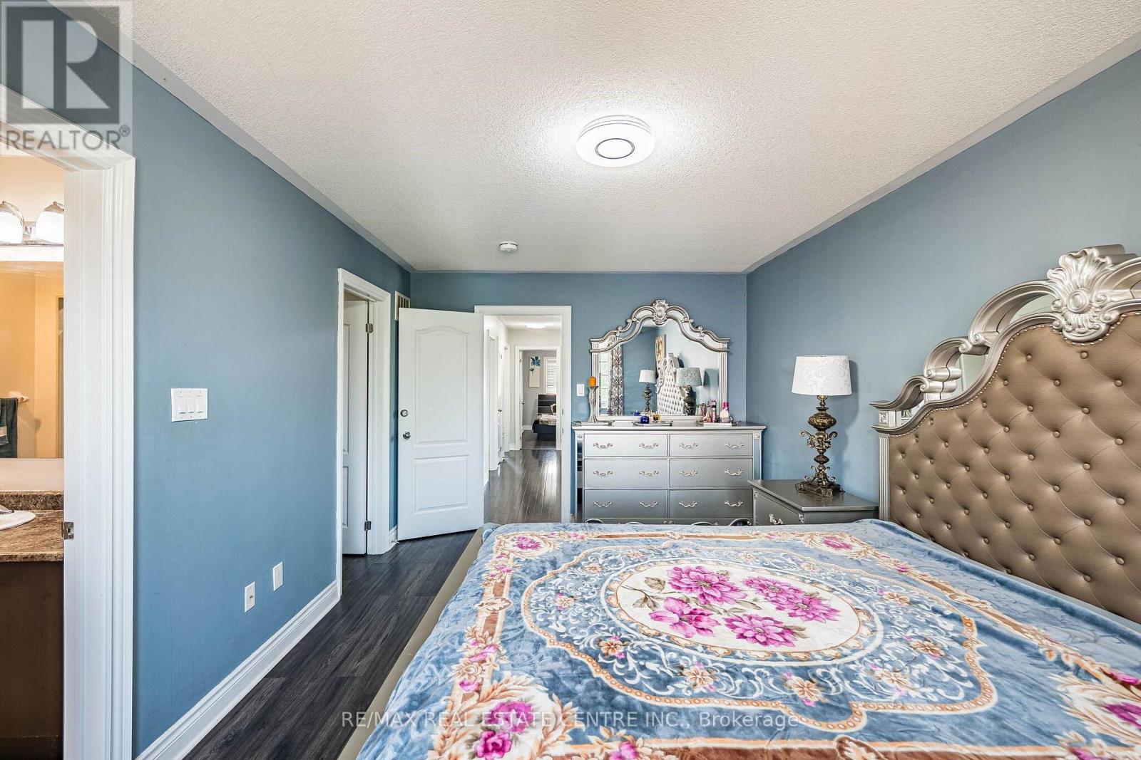 9 Loftsmoor Drive, Brampton, Ontario  L6R 3R7 - Photo 24 - W13666628