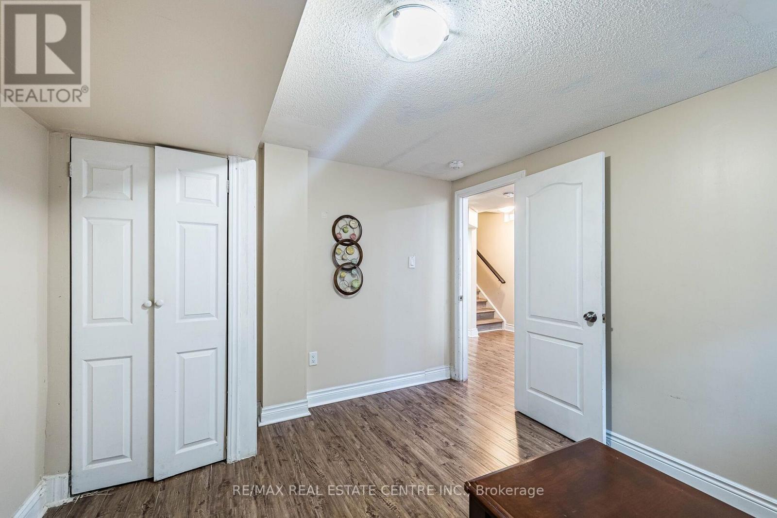 9 Loftsmoor Drive, Brampton, Ontario  L6R 3R7 - Photo 40 - W13666628