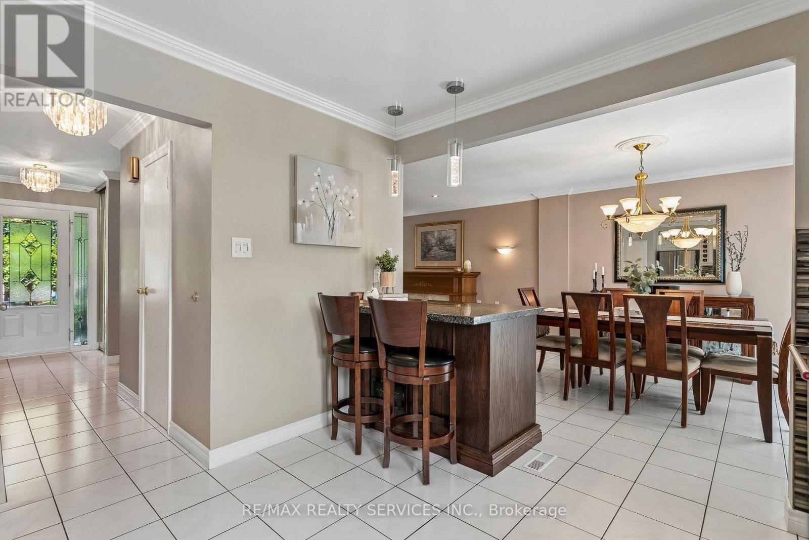 11 Longbourne Crescent, Brampton, Ontario  L6S 2R8 - Photo 19 - W13666692