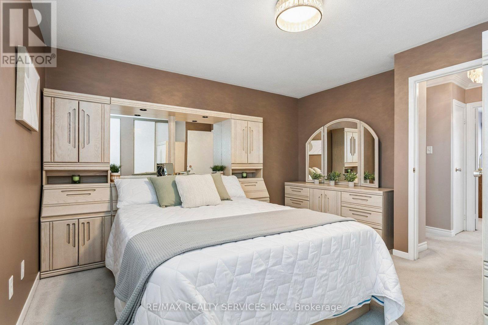 11 Longbourne Crescent, Brampton, Ontario  L6S 2R8 - Photo 31 - W13666692