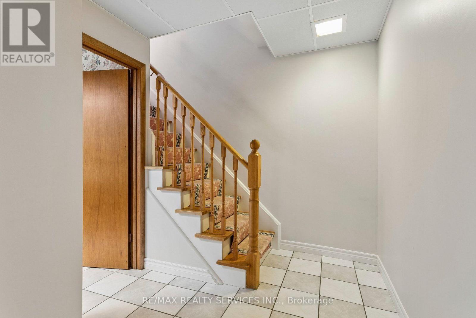 11 Longbourne Crescent, Brampton, Ontario  L6S 2R8 - Photo 32 - W13666692