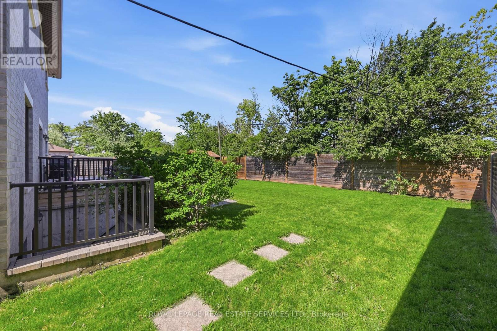 584 Weynway Court, Oakville, Ontario  L6L 4G7 - Photo 20 - W13666716