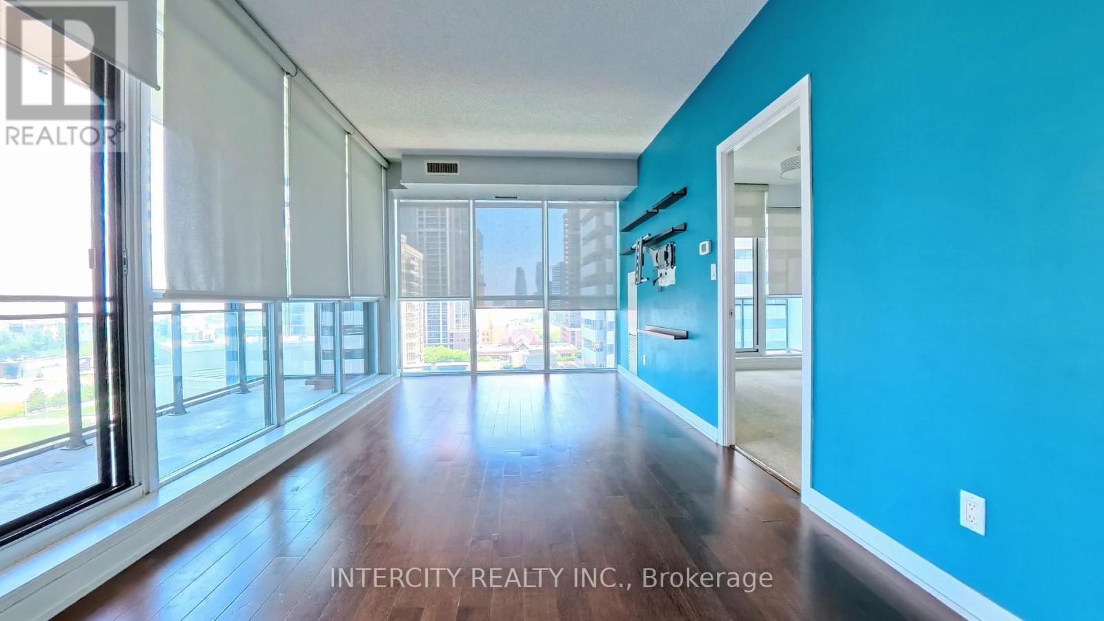 1009 - 4070 Confederation Parkway, Mississauga, Ontario L5B 0E9 - Photo 14 - W13666734
