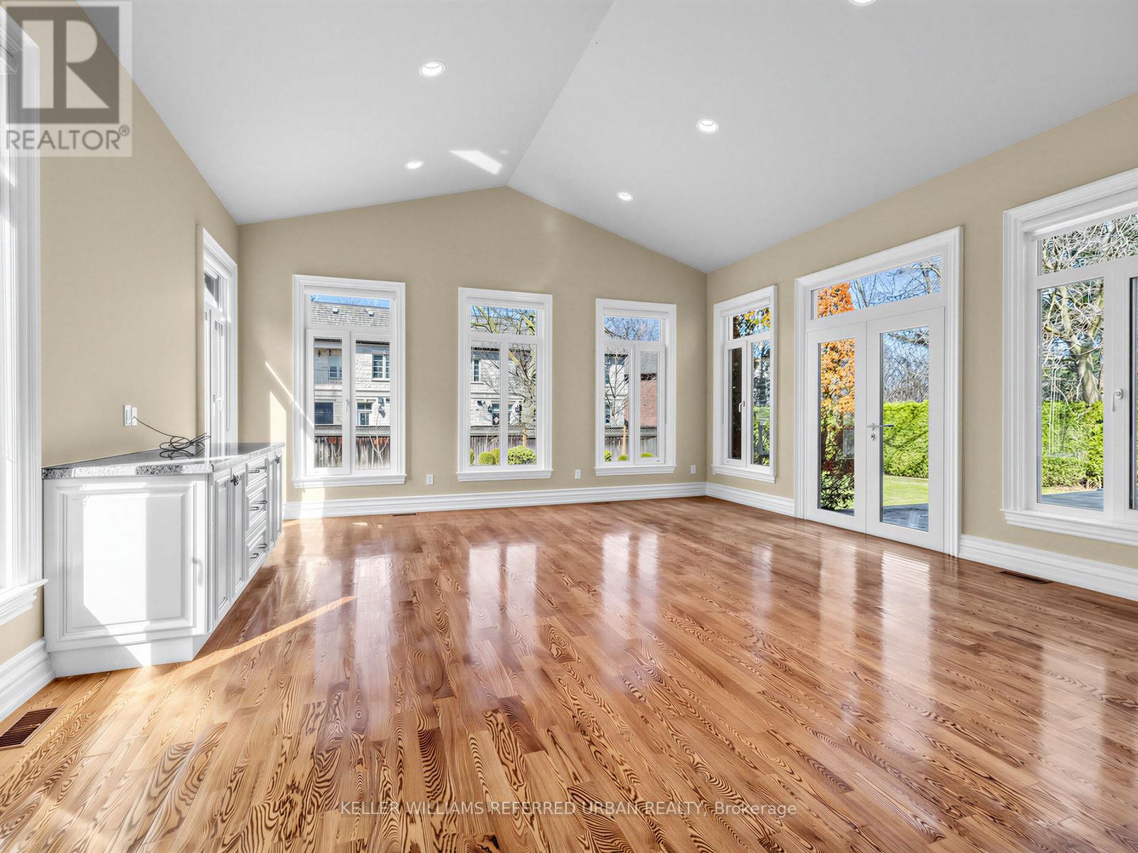 8 Colvestone Road, Toronto, Ontario  M2L 1X3 - Photo 16 - C12976956