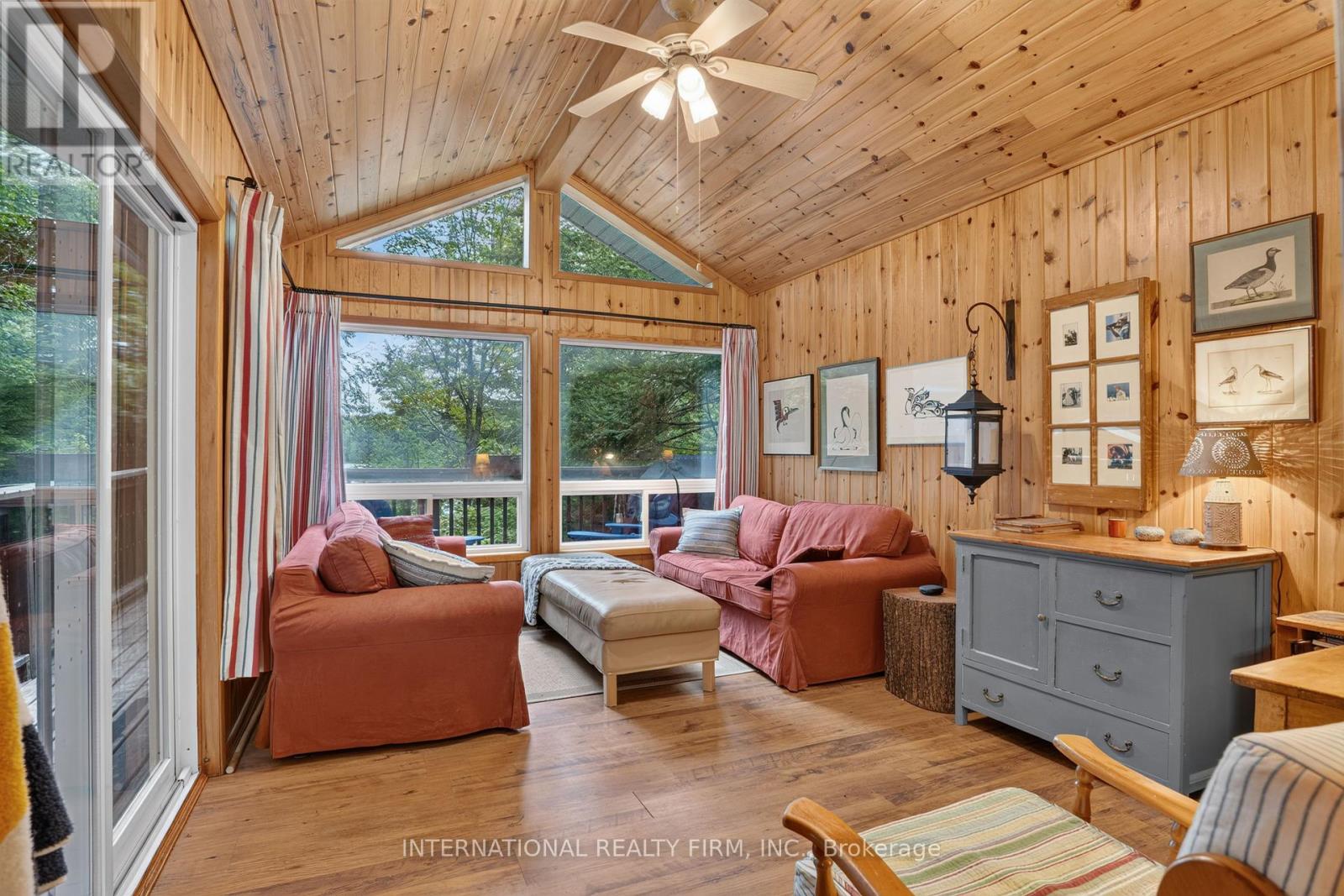1040 Larix Lane N, Dysart Et Al, Ontario  K0L 1M1 - Photo 11 - X13666642