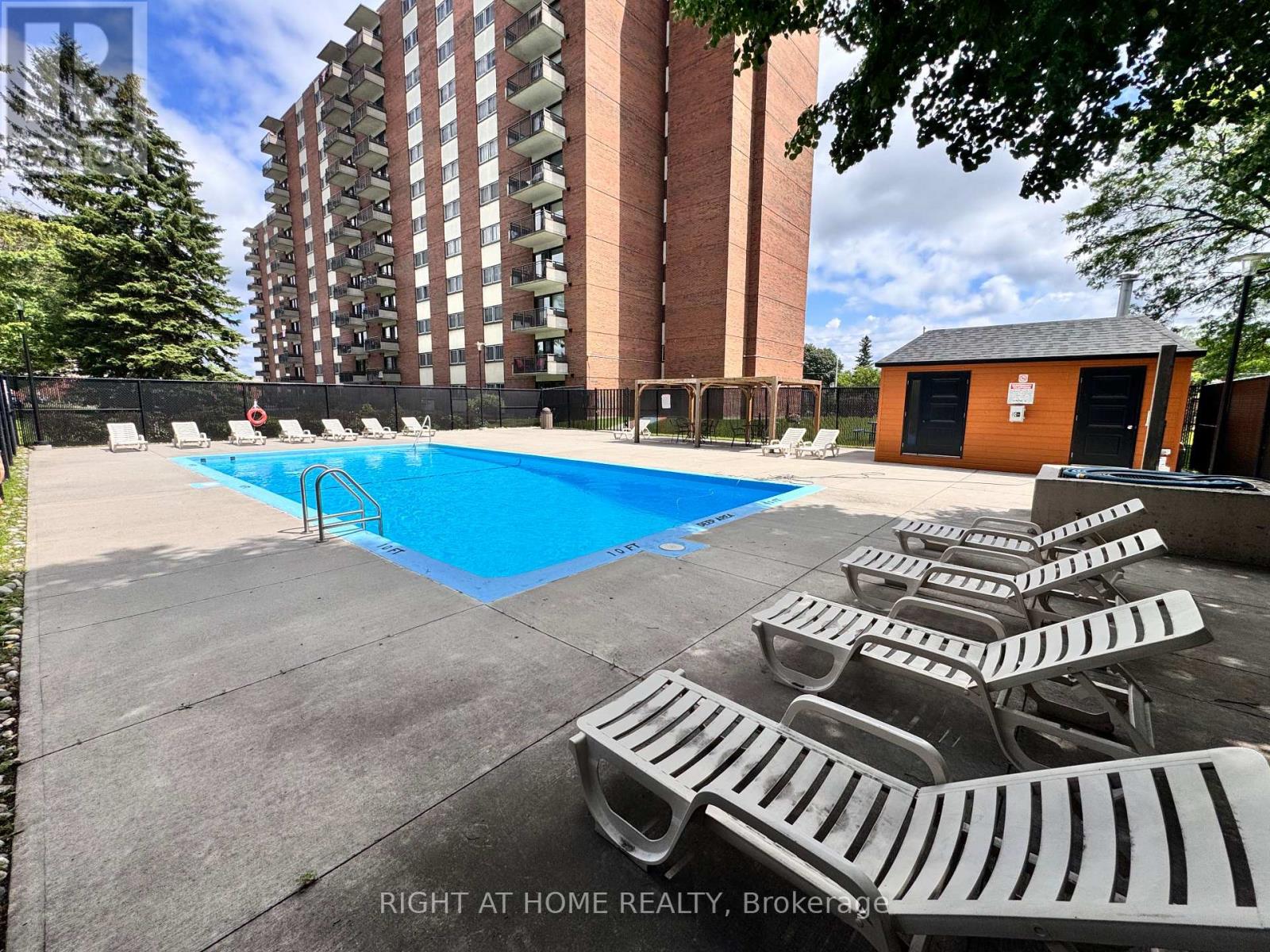 1205 - 1465 Baseline Road, Ottawa, Ontario  K2C 3L9 - Photo 2 - X13617896