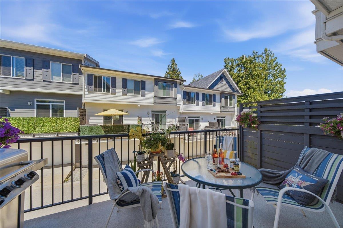 53 8130 136a Street, Surrey, British Columbia  V3W 1H9 - Photo 1 - R3155093