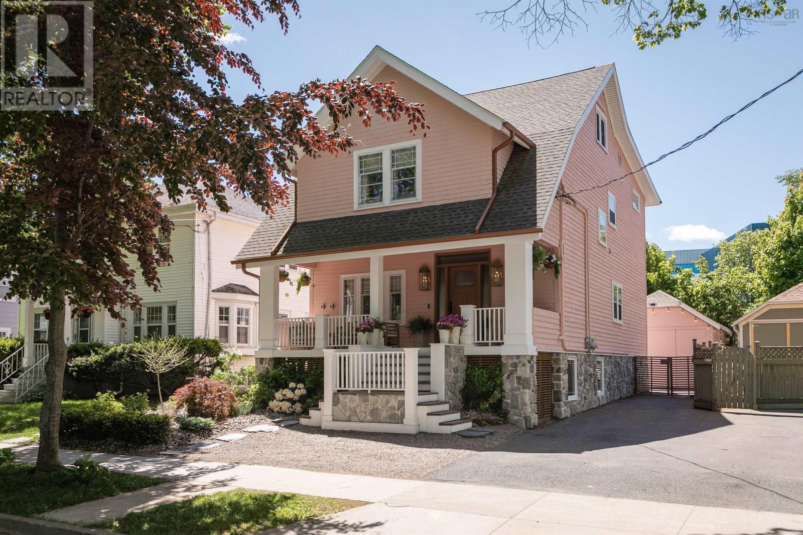 1630 Vernon Street, Halifax, Nova Scotia  B3H 3N1 - Photo 3 - 202614022