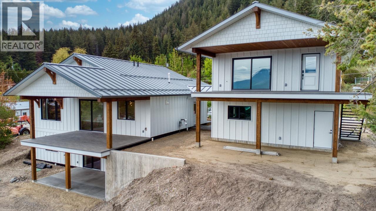 3970 Richardson Road, Tappen, British Columbia