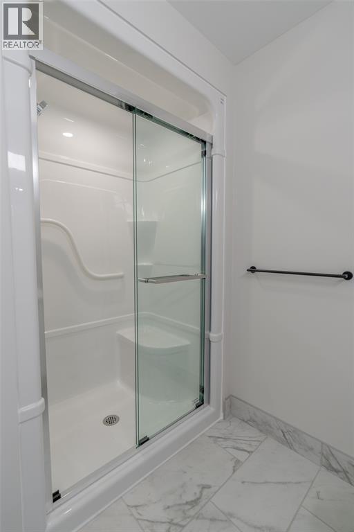 1540 Venetian Boulevard Unit# 407, Point Edward, Ontario  N7T 0A4 - Photo 11 - 26018619
