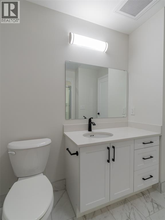 1540 Venetian Boulevard Unit# 407, Point Edward, Ontario  N7T 0A4 - Photo 12 - 26018619
