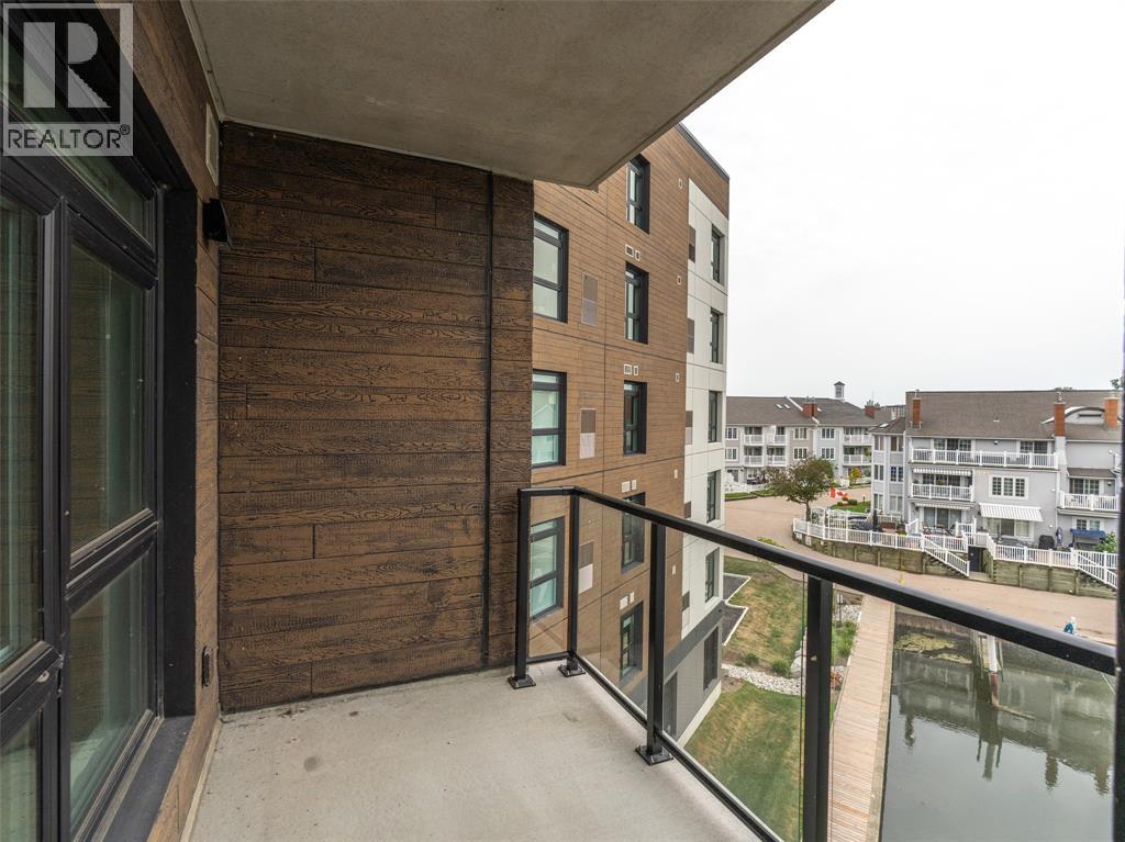 1540 Venetian Boulevard Unit# 407, Point Edward, Ontario  N7T 0A4 - Photo 3 - 26018619