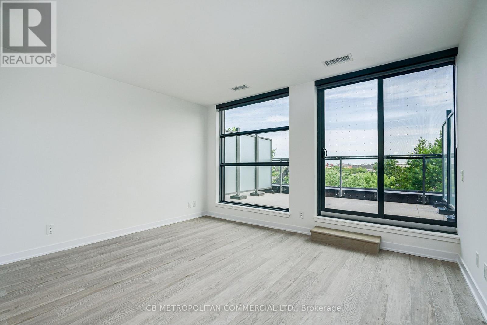 409 - 2946 Dundas Street West Street W, Toronto, Ontario M6P 1Y8 - Photo 5 - W13545530