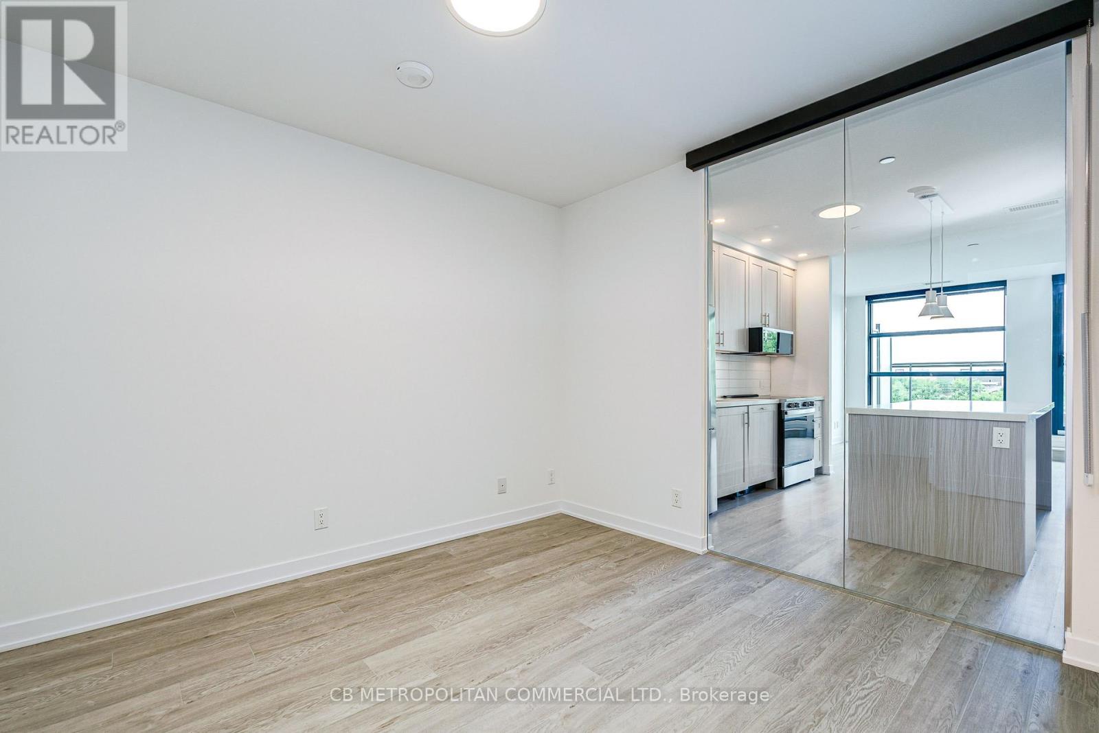 409 - 2946 Dundas Street West Street W, Toronto, Ontario M6P 1Y8 - Photo 9 - W13545530