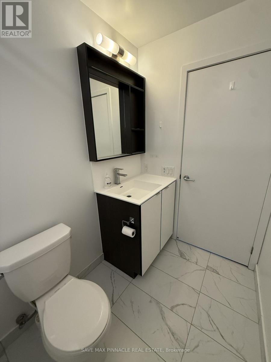 2206 - 4065 Confederation Parkway, Mississauga, Ontario  L5B 4N1 - Photo 12 - W13657442