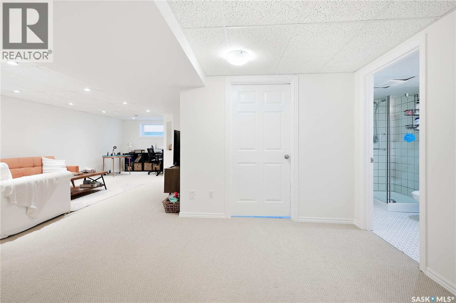2206 Assiniboine Avenue E, Regina, Saskatchewan  S4V 2E8 - Photo 25 - SK045316