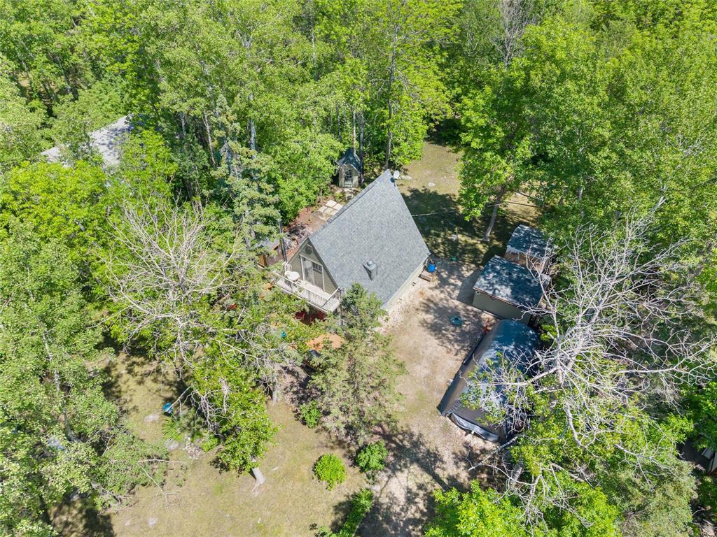 48 Bayview Drive, Grand Marais, Manitoba  R0E 0B0 - Photo 2 - 202620225