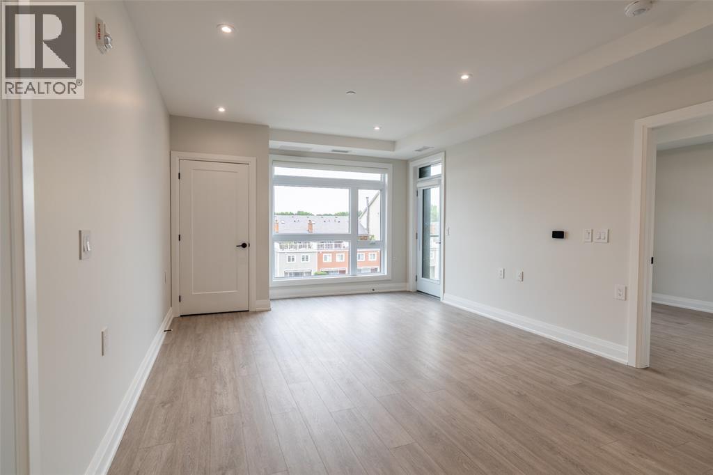 1540 Venetian Boulevard Unit# 409, Point Edward, Ontario  N7T 0A4 - Photo 13 - 26018621