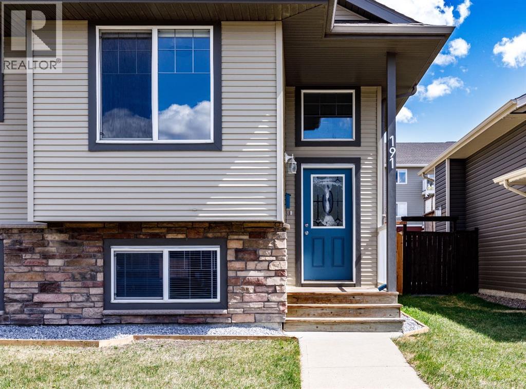 191 Timberstone Way, Red Deer, Alberta  T4P 0K9 - Photo 2 - A2311273