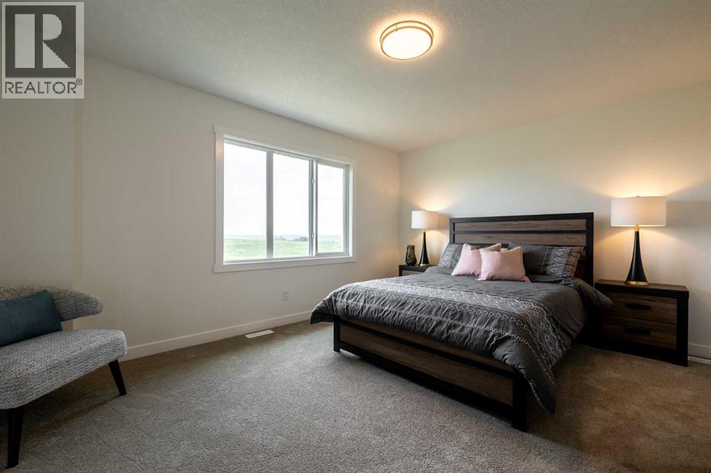 304 Edgefield Close, Strathmore, Alberta  T1P 2H9 - Photo 12 - A2296293