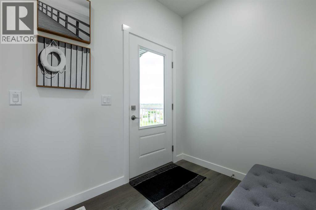 304 Edgefield Close, Strathmore, Alberta  T1P 2H9 - Photo 2 - A2296293