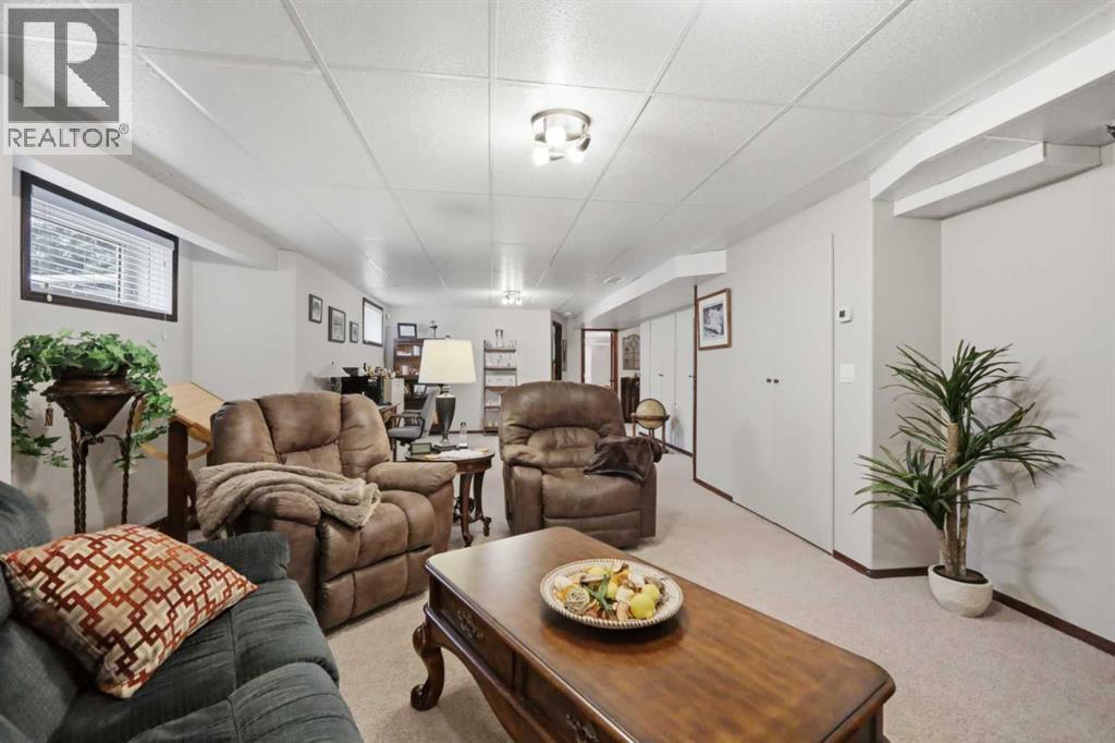 6026 47 Street, Innisfail, Alberta  T4G 1L3 - Photo 27 - A2331599