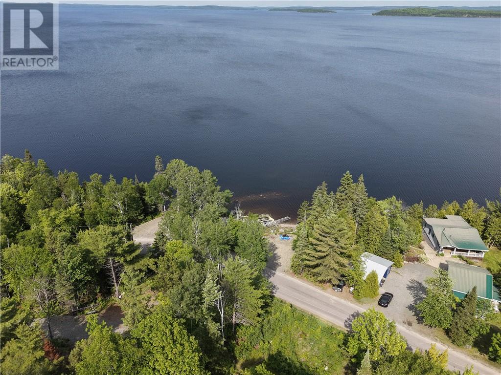 1206 West Bay Road, Garson, Ontario  P0M 1H0 - Photo 6 - 2128563