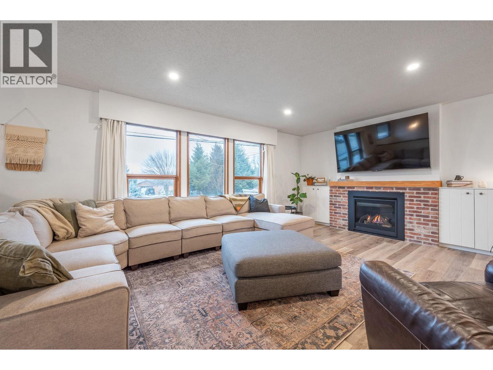 302 Bass Avenue, Enderby, British Columbia  V0E 1V2 - Photo 11 - 10389173