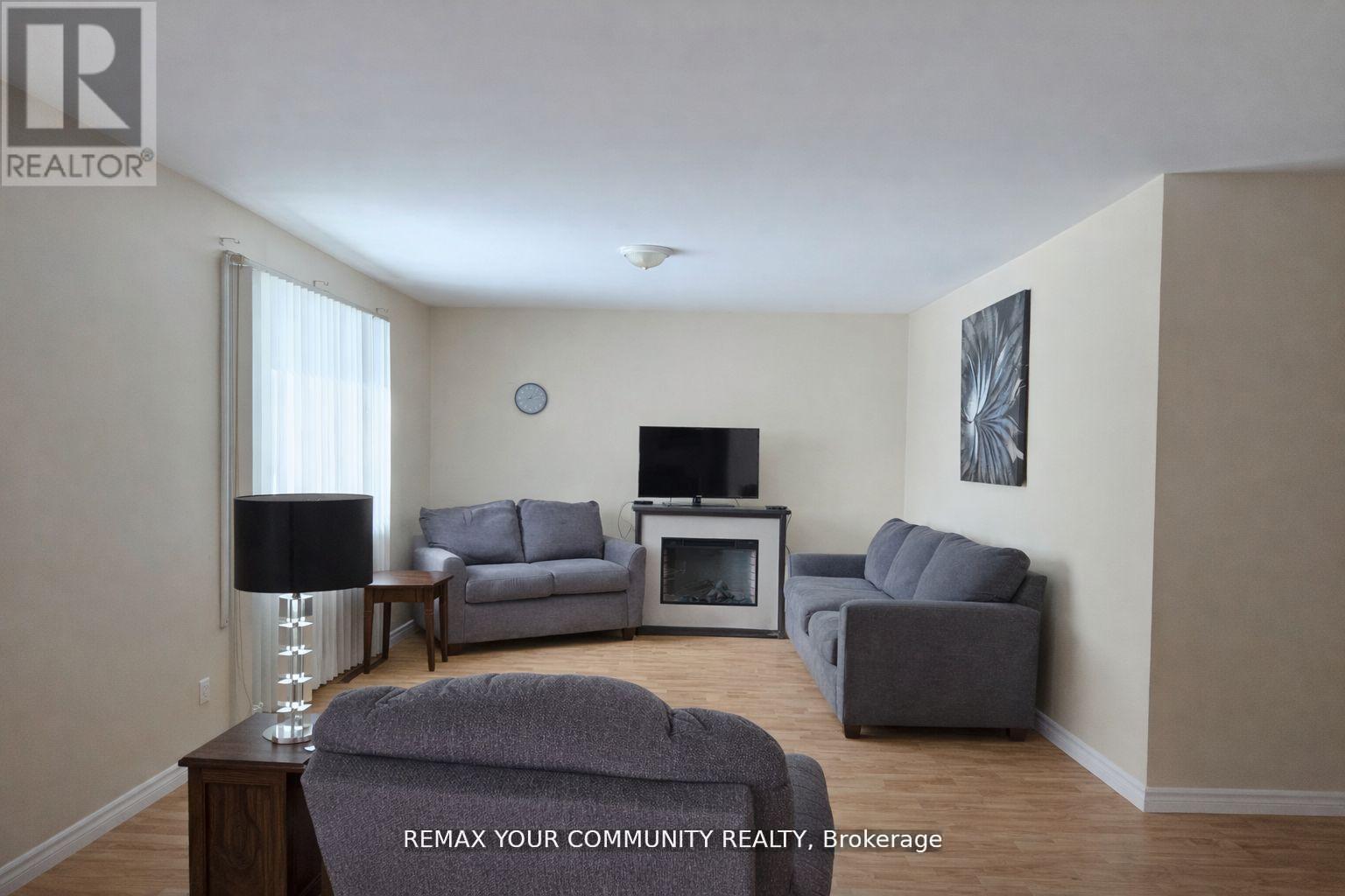 3414 Lee Avenue, Severn, Ontario  L0K 1G0 - Photo 3 - S13512724
