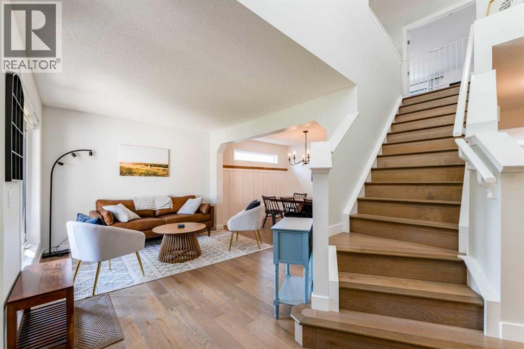 240 Willowmere Close, Chestermere, Alberta  T1X 1S3 - Photo 2 - A2336480