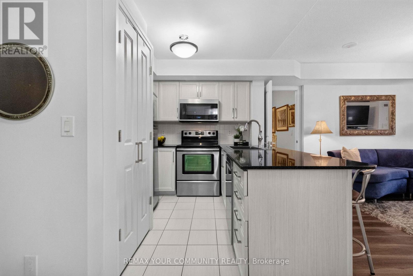 902 - 1060 Sheppard Avenue W, Toronto, Ontario M3J 0G7 - Photo 10 - W13666736