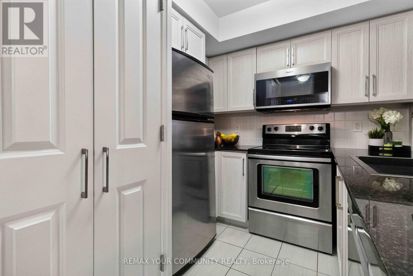 902 - 1060 Sheppard Avenue W, Toronto, Ontario M3J 0G7 - Photo 12 - W13666736