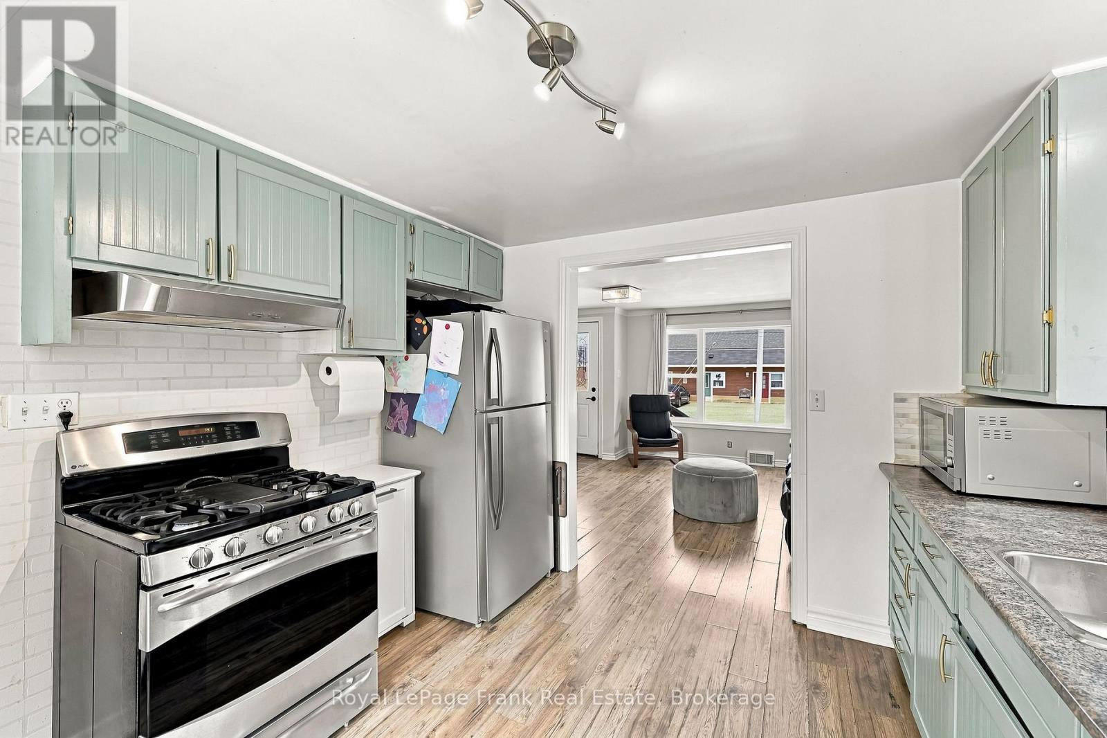 317 Bay Street, Brock, Ontario  L0K 1A0 - Photo 15 - N13666858