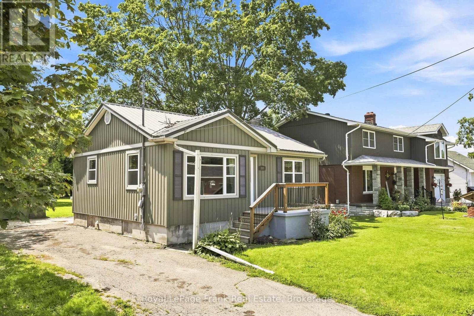 317 Bay Street, Brock, Ontario  L0K 1A0 - Photo 2 - N13666858