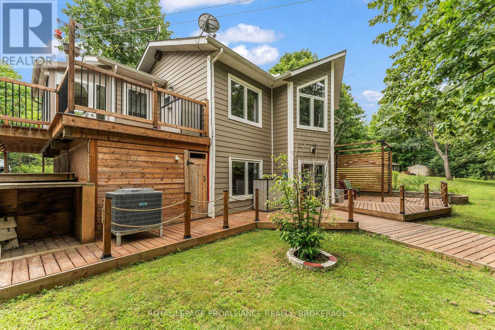 1082 Spring Mill Lane, Perth Road, Frontenac, Ontario  K0H 2L0 - Photo 3 - X13666996