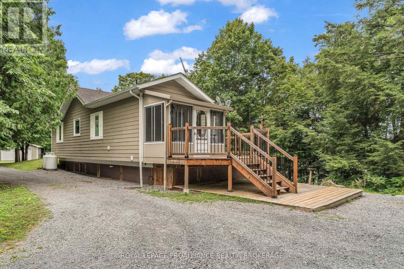 1082 Spring Mill Lane, Perth Road, Frontenac, Ontario  K0H 2L0 - Photo 4 - X13666996