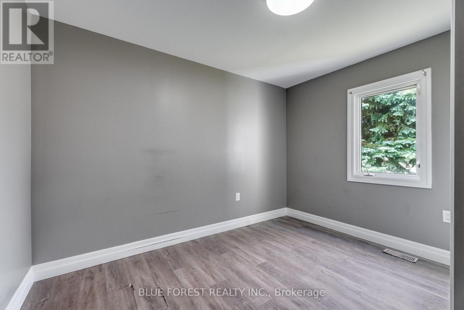 30 Park Avenue E, Chatham-Kent, Ontario  N7M 3V5 - Photo 10 - X13667006