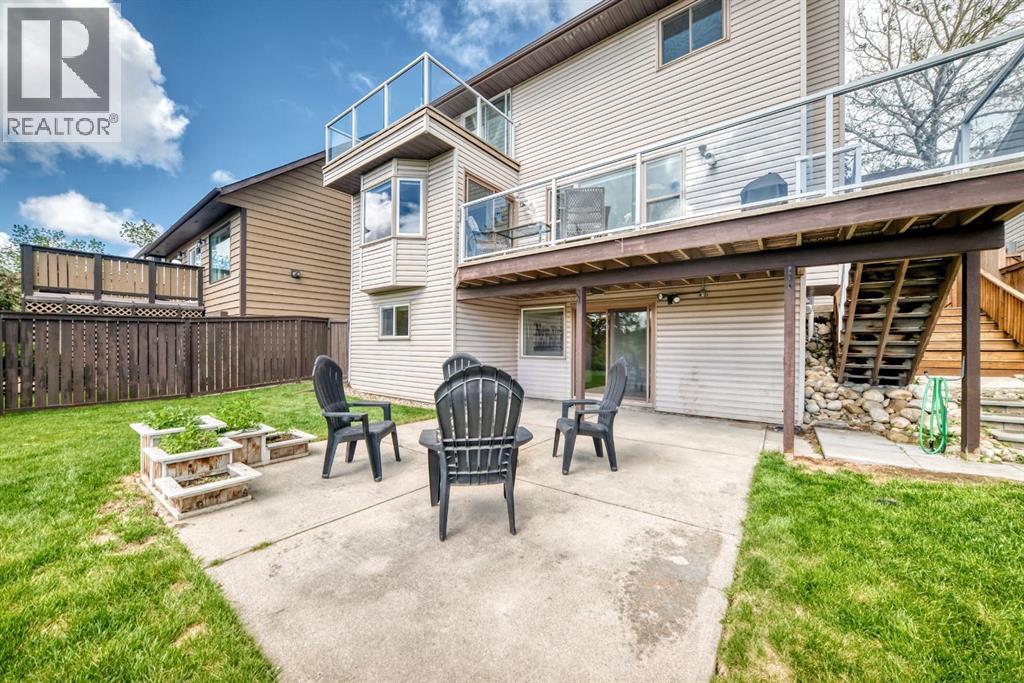 15 Hawkcliff Way NW, Calgary, Alberta  T3G 2R8 - Photo 45 - A2320859