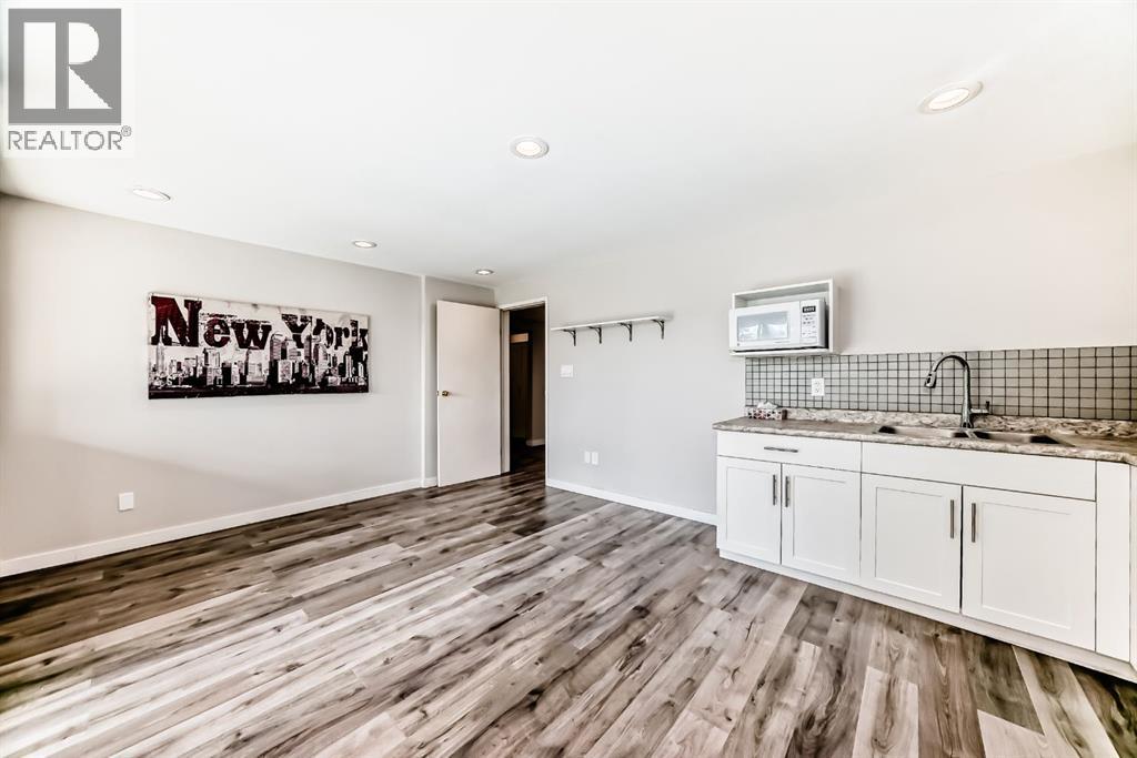 15 Hawkcliff Way NW, Calgary, Alberta  T3G 2R8 - Photo 41 - A2320859