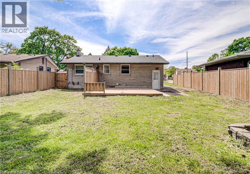 152 Clark Avenue, Kitchener, Ontario  N2C 1Y5 - Photo 38 - 40853716