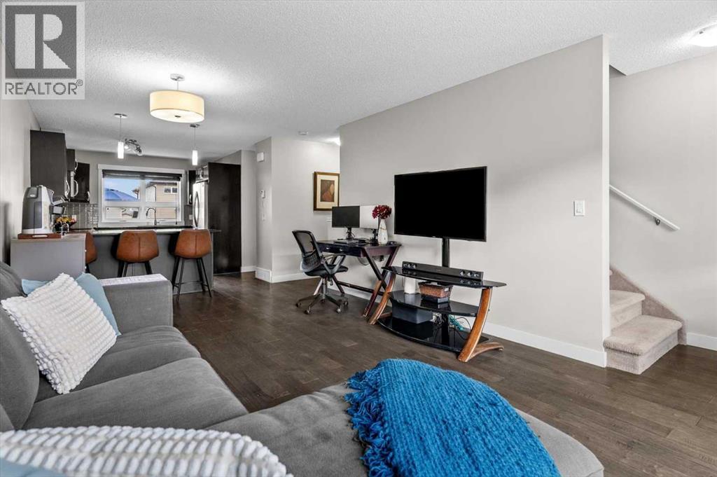 438 Covecreek Circle NE, Calgary, Alberta  T3K 0J6 - Photo 14 - A2336563