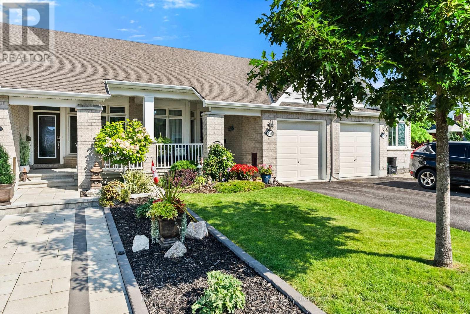 540 Silverbell Crescent, Ottawa, Ontario K1T 0P1 - Photo 3 - X13666838