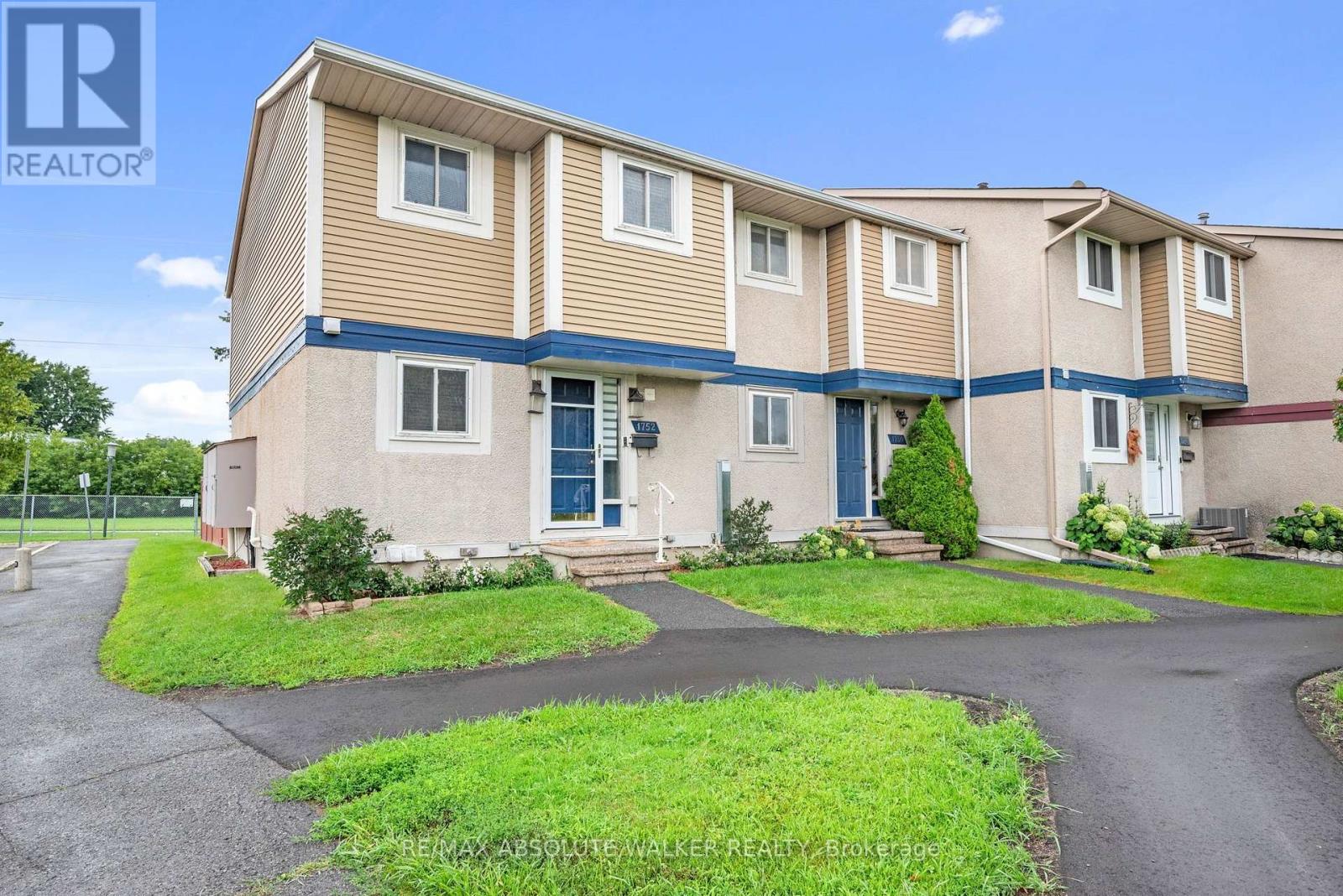1752 Stonehenge Crescent, Ottawa, Ontario  K1B 4Z9 - Photo 1 - X13667026